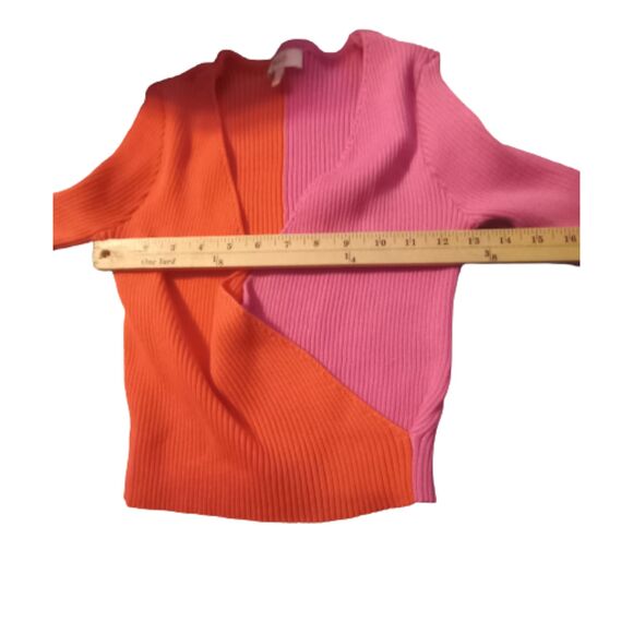 Peach Woman's Size Small Sweater - Picture 3 of 6
